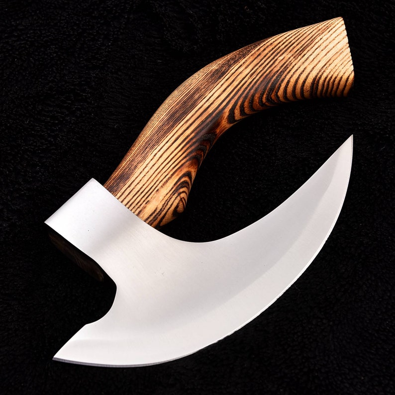 D8 (4)